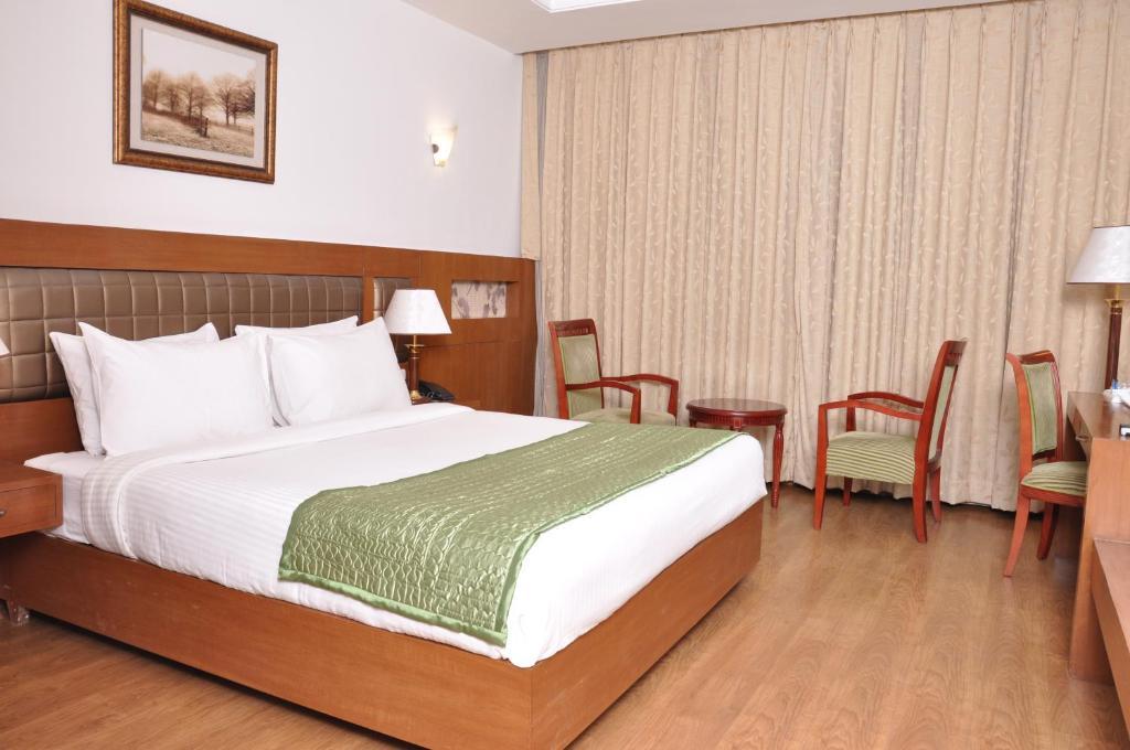 Lilywhite Hotel New Delhi Eksteriør bilde